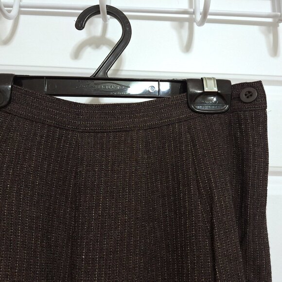 Canadian Made 2 Piece Business Suit size 4 Blazer size 2 Highrise Pants - Picture 6 of 11